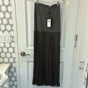 NEW With Tags. Herve Leger Long pleated skirt